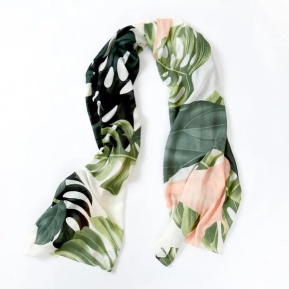 VIRGINIA WOLF Tropical Print Multi Wear Wrap NWT - Picture 3 of 3